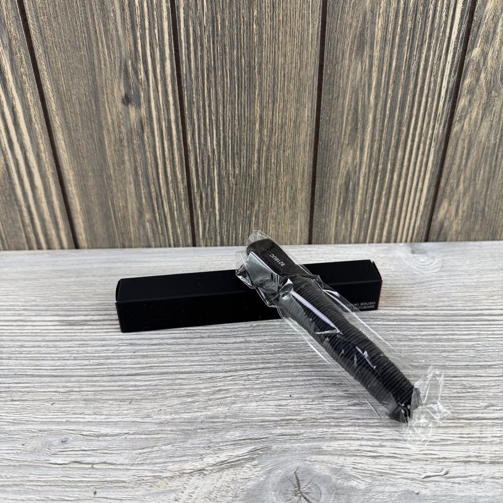 NARS MIZUBAKE KABUKI BRUSH (Contour/Sculpting Brush) Brand new in Box - Picture 9 of 16